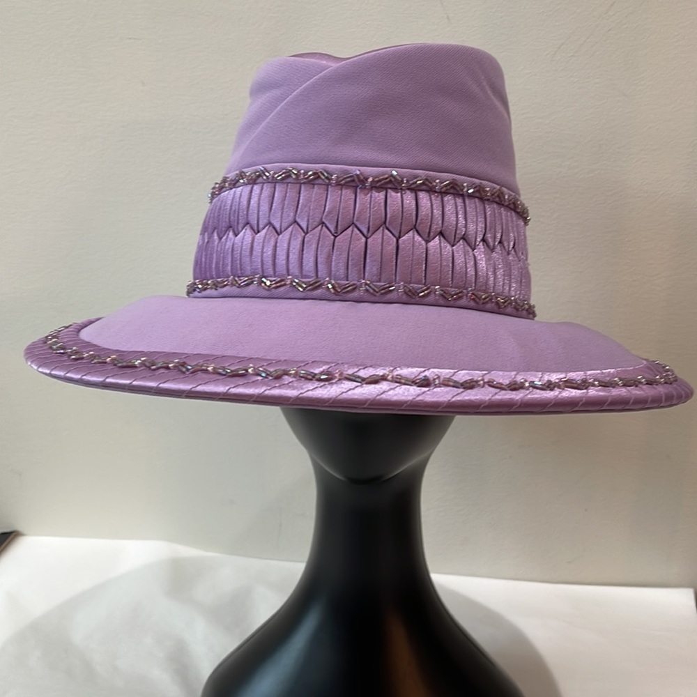 ML STUDIO PLEATED & SEQUIN HAT